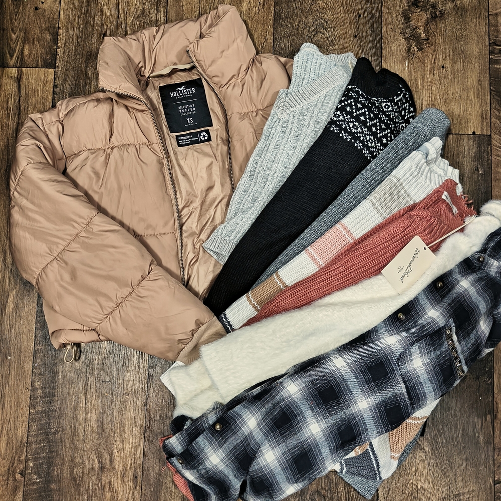Hollister Tan Puffer Jacket with Sweater Set